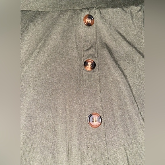 Torrid Super Body Hugging Soft‎ Button Mini Skirt Stretch Pleated Flowy Women 2X - Picture 4 of 8